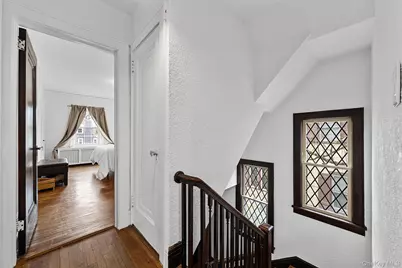 112 Ralph Avenue, White Plains, NY 10606 - Photo 21