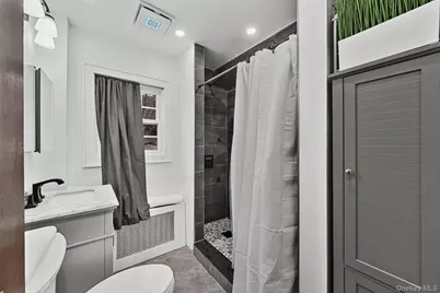 112 Ralph Avenue, White Plains, NY 10606 - Photo 19