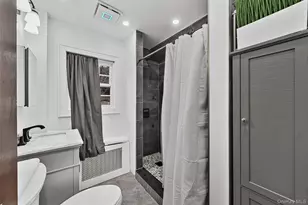 112 Ralph Ave, White Plains, NY 10606 - Photo 19