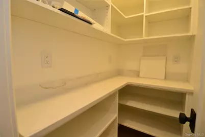 137 Hillside Place, Eastchester, NY 10709 - Photo 9