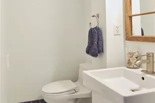 21-13 45th Ave, Long Island City, NY 11101 - Photo 9