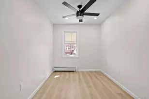 131-28 225th St, Springfield Gardens, NY 11413 - Photo 9