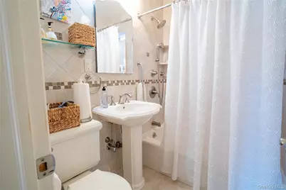 252-42 60 Avenue #595, Little Neck, NY 11362 - Photo 21