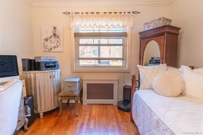 252-42 60 Avenue #595, Little Neck, NY 11362 - Photo 17