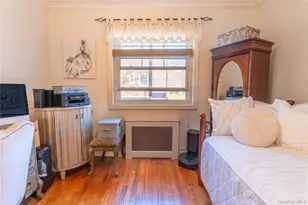 252-42 60th Ave, Little Neck, NY 11362 - Photo 17