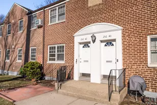 252-42 60th Ave, Little Neck, NY 11362 - Photo 25