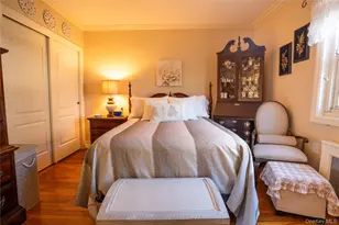 252-42 60th Ave, Little Neck, NY 11362 - Photo 13