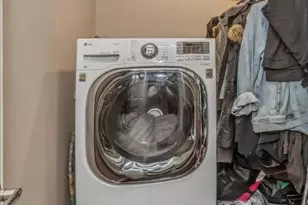 4460 Merrick Rd, Massapequa, NY 11758 - Photo 23