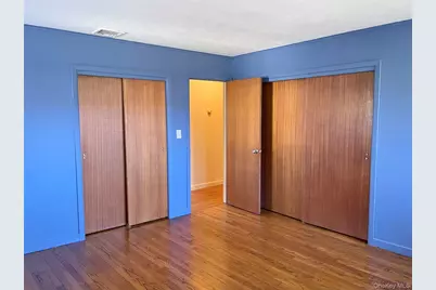 48 Old Town Lane, Huntington, NY 11743 - Photo 11