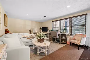 41 Lakeside Dr, Centerport, NY 11721 - Photo 11