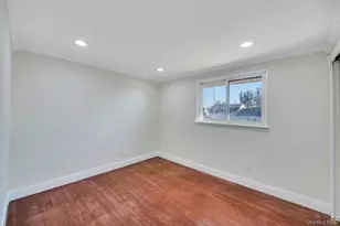 16 Phipps Ln, Plainview, NY 11803 - Photo 21