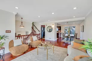 16 Phipps Ln, Plainview, NY 11803 - Photo 9