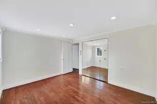 16 Phipps Ln, Plainview, NY 11803 - Photo 19