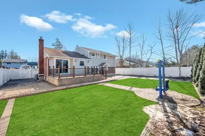 16 Phipps Lane, Plainview, NY 11803 - Photo 27