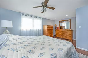 15 Bingham Pl, Amityville, NY 11701 - Photo 23