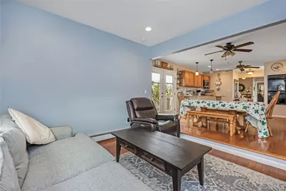 15 Bingham Place, Amityville, NY 11701 - Photo 13