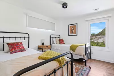 660 Sutton Place, Greenport, NY 11944 - Photo 17