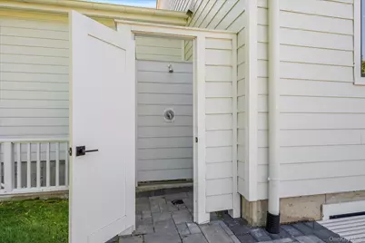 660 Sutton Place, Greenport, NY 11944 - Photo 23