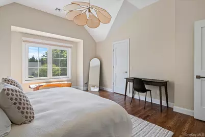 660 Sutton Place, Greenport, NY 11944 - Photo 13