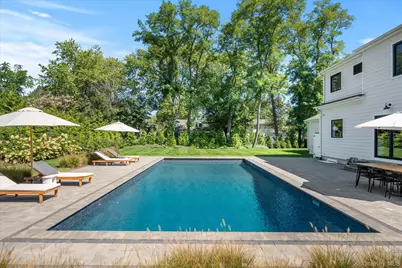 660 Sutton Place, Greenport, NY 11944 - Photo 1