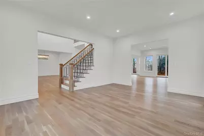 26 Estates Circle, Melville, NY 11747 - Photo 13