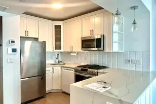 41-04 27th St, Long Island City, NY 11101 - Photo 3