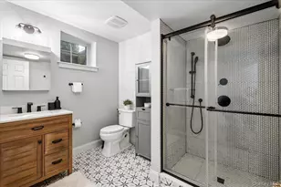 73 Huntington Rd, Scarsdale, NY 10583 - Photo 23