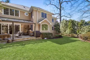 73 Huntington Rd, Scarsdale, NY 10583 - Photo 25