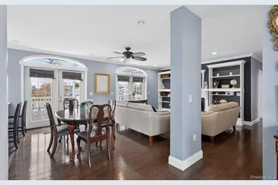 108 Awixa Avenue, Bay Shore, NY 11706 - Photo 11