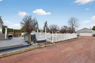 108 Awixa Ave, Bay Shore, NY 11706 - Photo 43