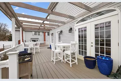 108 Awixa Avenue, Bay Shore, NY 11706 - Photo 39