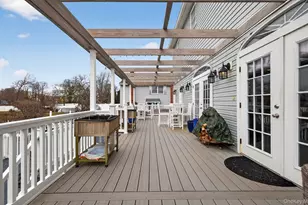 108 Awixa Ave, Bay Shore, NY 11706 - Photo 37