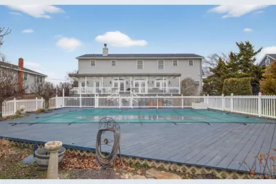 108 Awixa Avenue, Bay Shore, NY 11706 - Photo 45