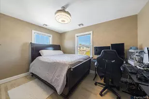 732 Sunrise Ave, Bellmore, NY 11710 - Photo 31