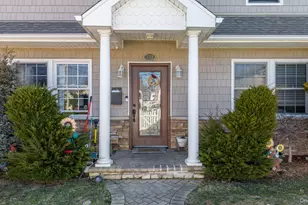 732 Sunrise Ave, Bellmore, NY 11710 - Photo 3