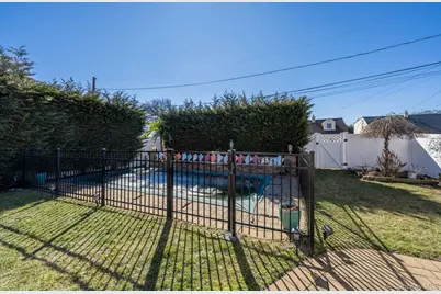 732 Sunrise Avenue, Bellmore, NY 11710 - Photo 41
