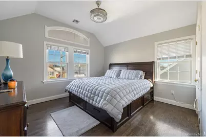 732 Sunrise Avenue, Bellmore, NY 11710 - Photo 27