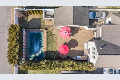 732 Sunrise Avenue, Bellmore, NY 11710 - Photo 47