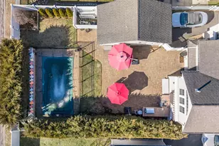 732 Sunrise Ave, Bellmore, NY 11710 - Photo 47