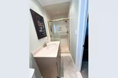 158 Lincoln Avenue, Rockville Centre, NY 11570 - Photo 17