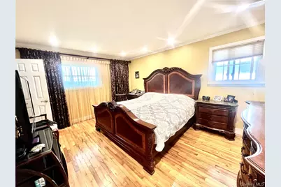 1026 Dartmouth Lane, Woodmere, NY 11598 - Photo 7