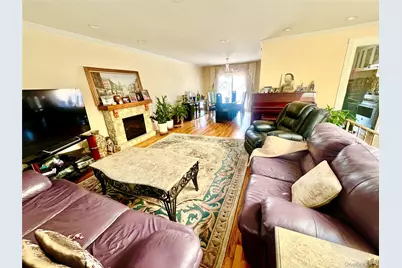 1026 Dartmouth Lane, Woodmere, NY 11598 - Photo 3