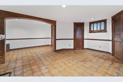 321 Locust Avenue, Rye, NY 10580 - Photo 41