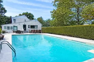 43 Carnegie Ave, Huntington, NY 11743 - Photo 21