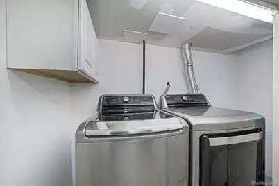 1708 Francis Drive, East Meadow, NY 11554 - Photo 35