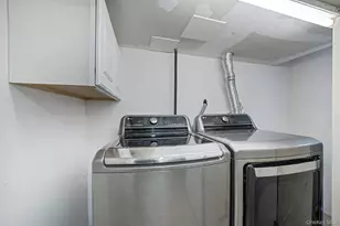 1708 Francis Dr, East Meadow, NY 11554 - Photo 35