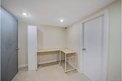 1708 Francis Drive, East Meadow, NY 11554 - Photo 33