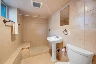 45 Wilmot Rd, New Rochelle, NY 10804 - Photo 31