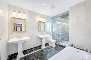 45 Wilmot Rd, New Rochelle, NY 10804 - Photo 19