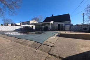 13 Peachtree Ln, Levittown, NY 11756 - Photo 23